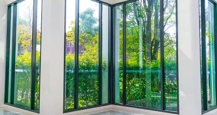 Emergency Balcony Door Glass Repair in Port St. Lucie, FL