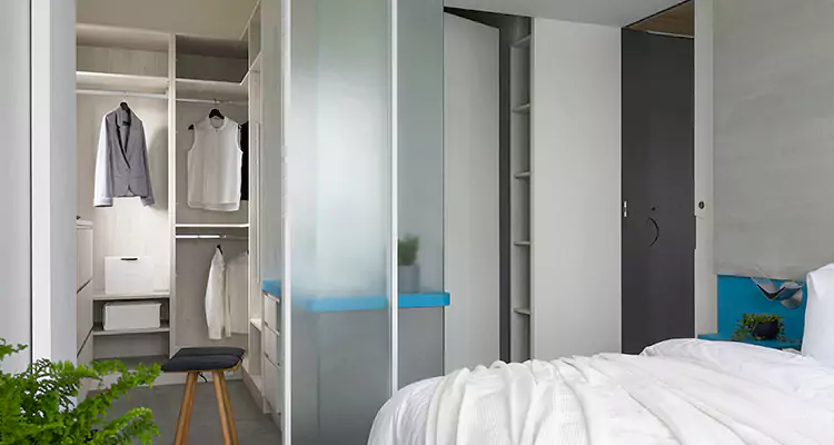 Closet Door Bi Fold Installation in Port St. Lucie, FL