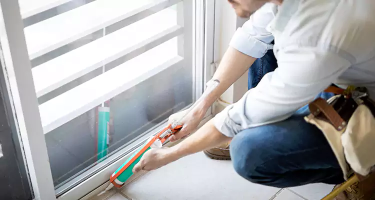 Dap Window Caulk Repair in Port St. Lucie, FL